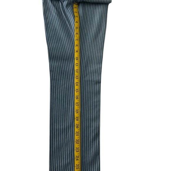 GAP | GIRLFRIEND CHINO | SIZE 8 | WHITE STRIPPED BLUE JEANS | 28” INSEAM | - Picture 9 of 9